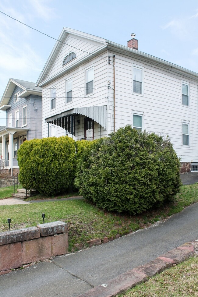 Photo - 651 Quinnipiac Ave Unit 2