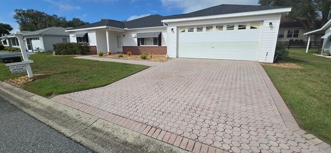 Building Photo - Move-In Ready 2BR/2BA Home with Solar & Bo...