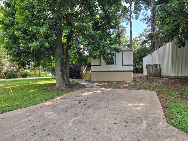 Photo - 16815 W Alderson House