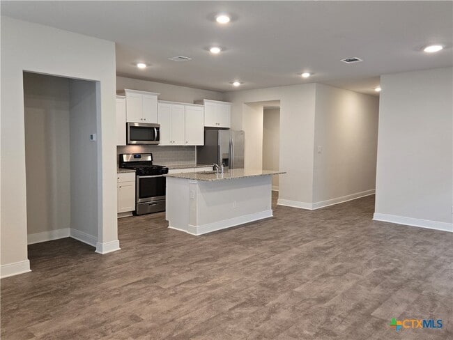 Photo - 1420 Parkwood