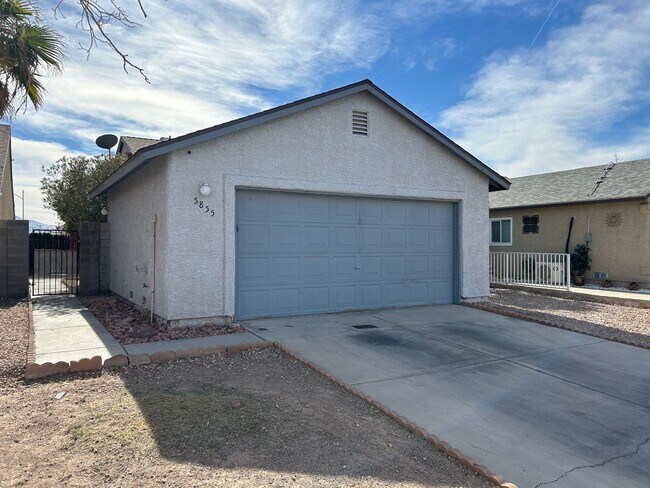 Photo - ADORABLE 2 BEDROOM 2 FULL BATHROOMS SINGLE STORY HOME WITH NO HOA