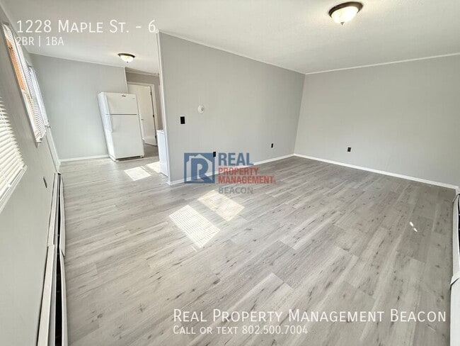 Photo - 1228 Maple St Unidad 6