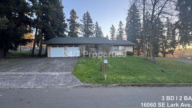 Building Photo - Adorable Ranch Style Home - Milwaukie