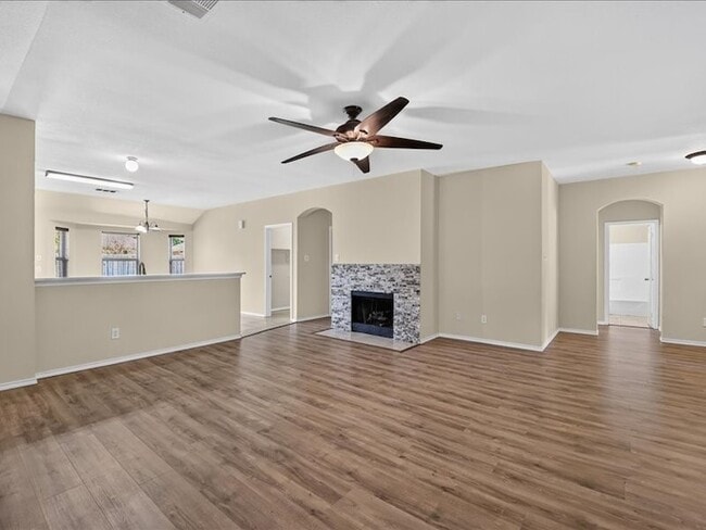 2313 Belmont Park Dr