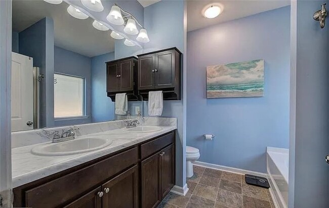 Master Bath - 31 Bentley Ln SW