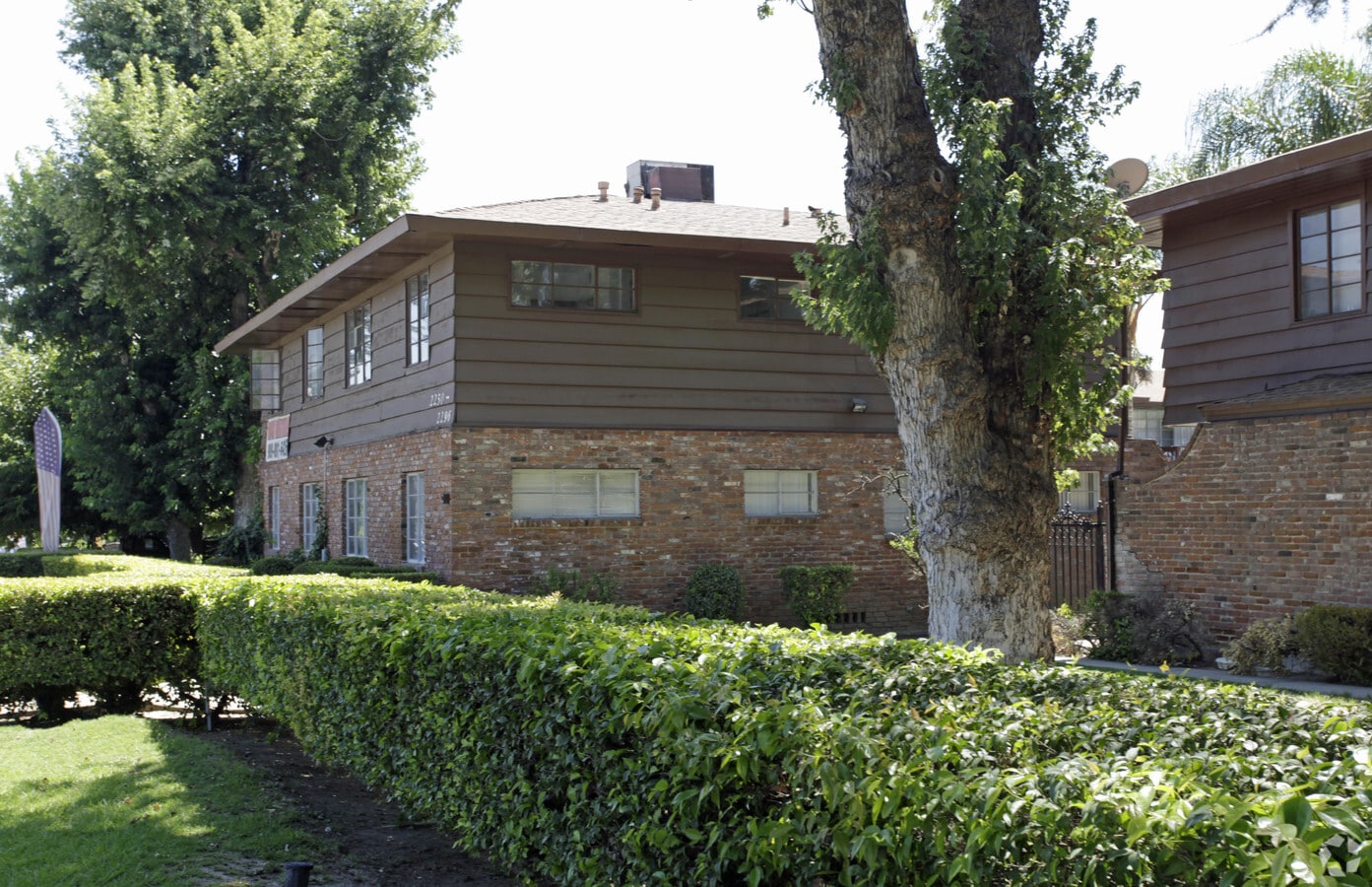 Photo - Woodside Village Apartments