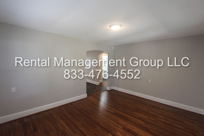 Photo - .New On The Market! Charming 2 bedroom 1 bath