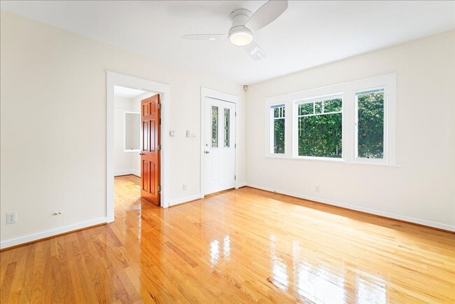 Photo - 647-659 California Ave.-647 Unidad 647