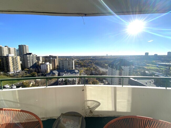 Photo - 9725-9106 106 St