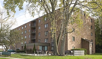 Fairway Manor - Fairway Manor Apartments