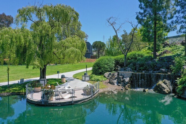 Building Photo - Serenity at Larkspur Rental