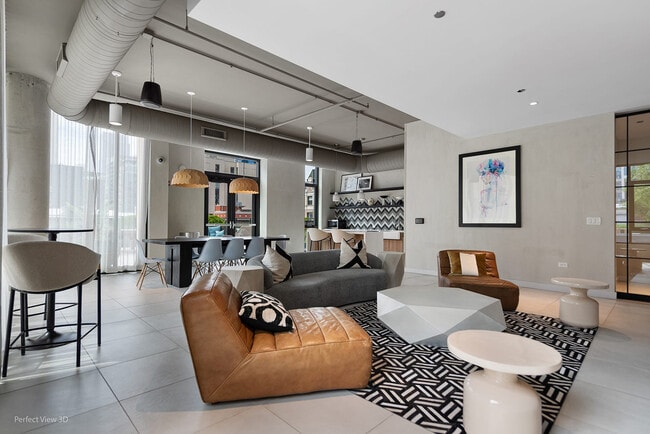 Photo - 829 N Clark St Unit ID1029588P