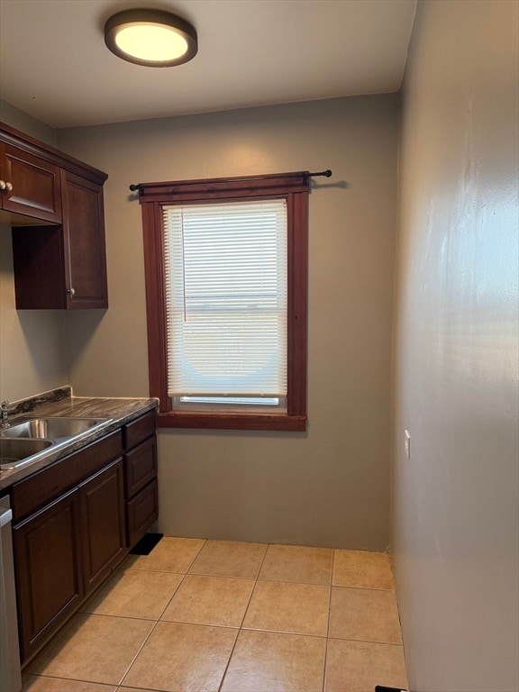 Photo - 8 Beckman St Unit 2