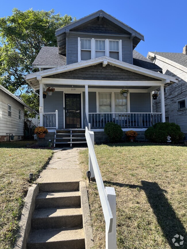 Building Photo - 1119 Warwick Ave Rental