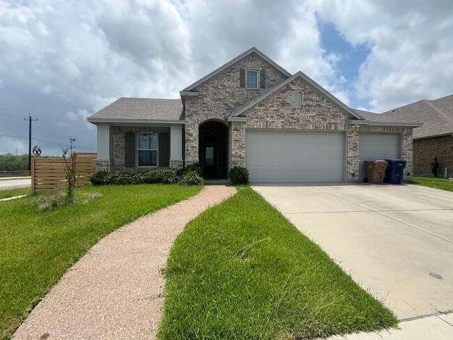 WALKING DISTANCE FROM OSO BAY WETLAND PRES... - WALKING DISTANCE FROM OSO BAY WETLAND PRES... House