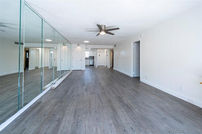 Photo - 6100 NW 44th St Unit 302