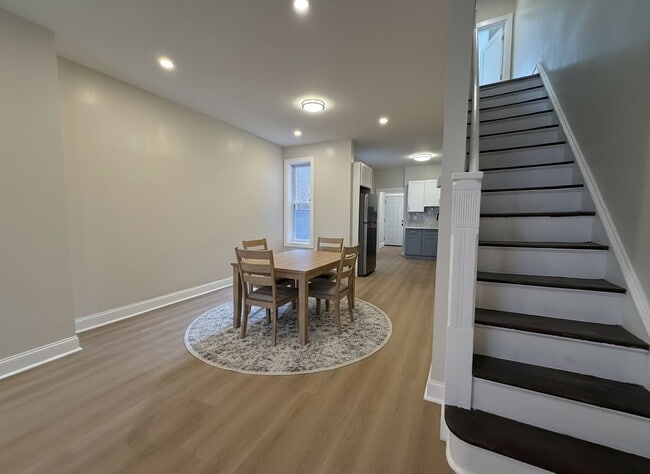 Photo - 50 N Frazier-