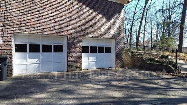 Photo - 3211 Churchview Way