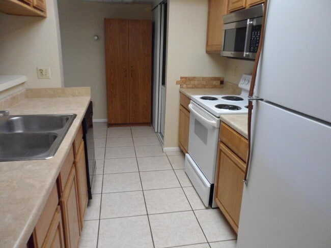 Photo - Great Townhome in Scottsdale - 2 Bed 1.75 ...