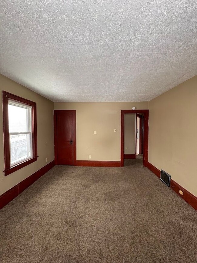 Photo - California Triplex Unidad 2