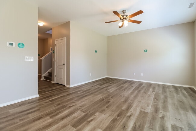 283 Rowan Dr