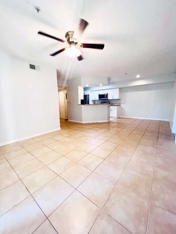 Photo - 713 Crest Pines Dr Unit 217