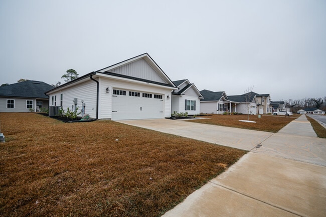 Photo - 106 Holland Dr