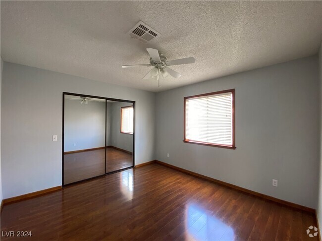 Building Photo - 6649 W Tropicana Ave Unit 204 Rental