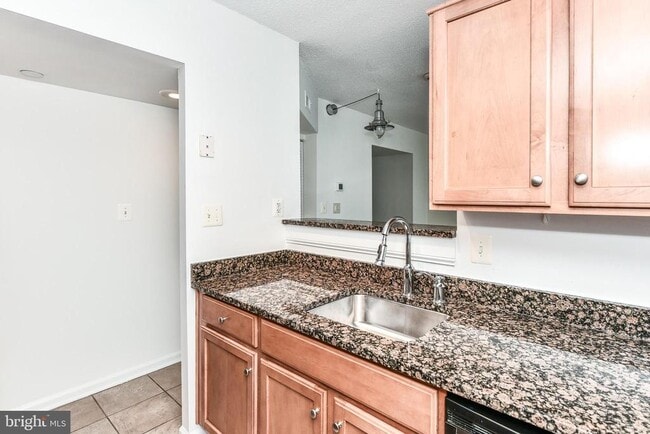 Photo - 1001 N Randolph St Unit 723