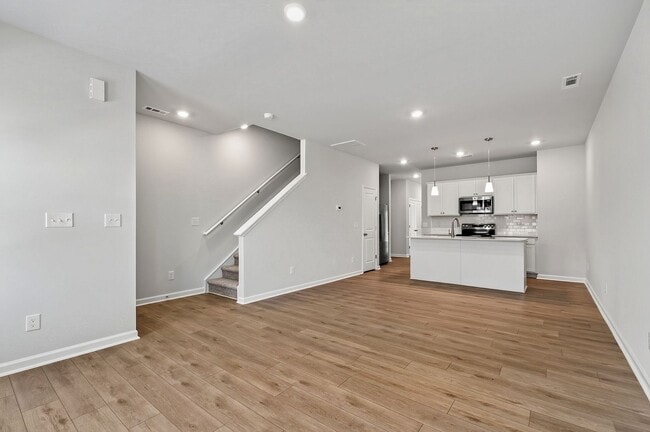 Photo - 109 Blue Melody Ave