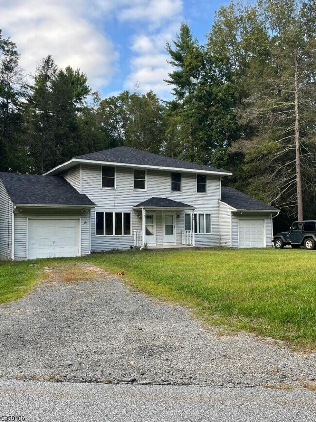 Photo - 430 Deerfield Ln