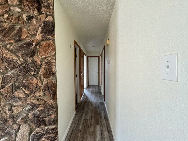 Photo - 2614 Palomar Pl