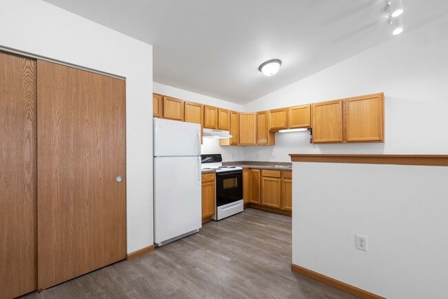 Stonefield Apartments