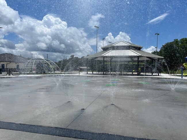 Photo - 201 W Ohio Ave