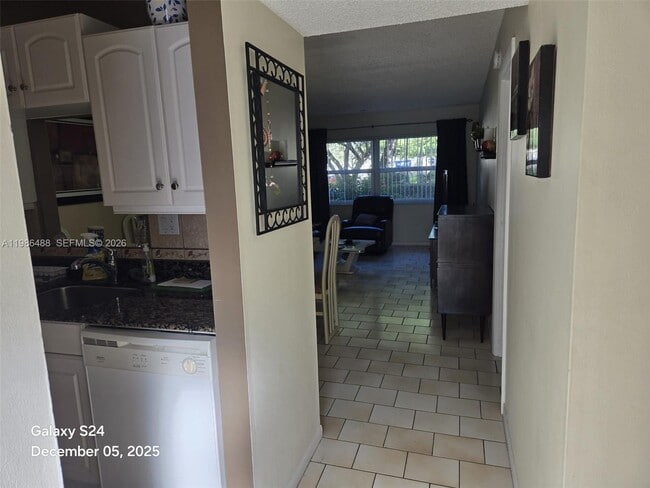 Photo - 5181 W Oakland Park Blvd Unit 102