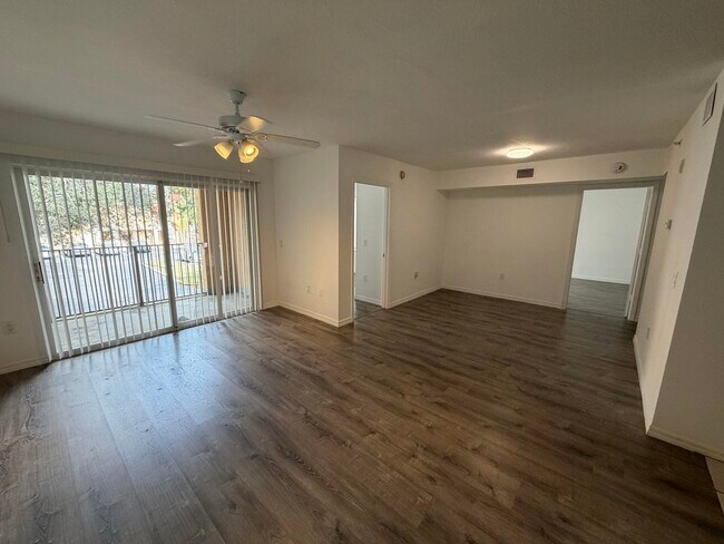 Photo - 4081 San Marino Blvd Unidad 203