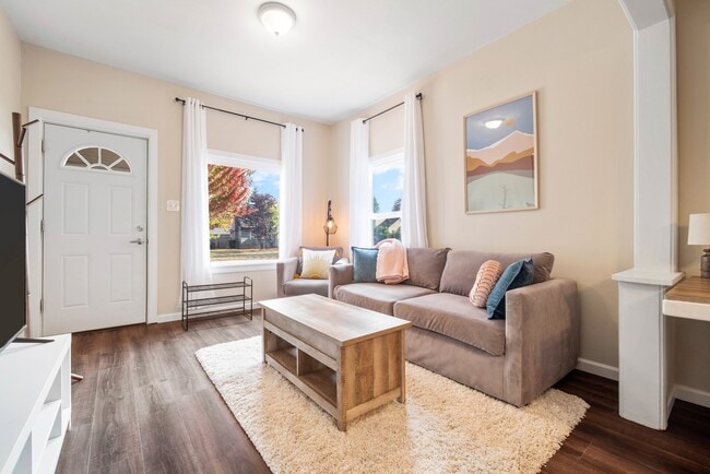 Photo - 4116 S Thompson Ave Unit Fully Furnished Home