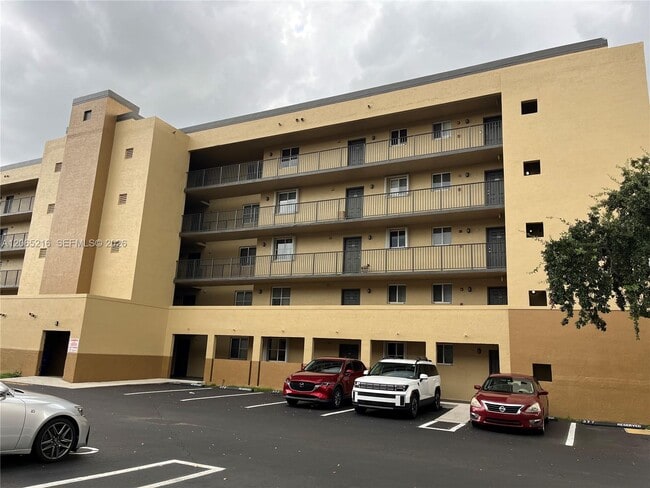 Photo - 14930 SW 82nd Terrace Unit 16-205