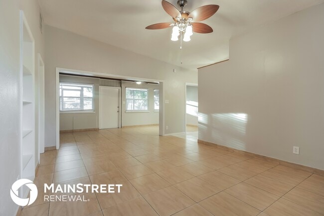 Photo - 28 S Oxalis Dr