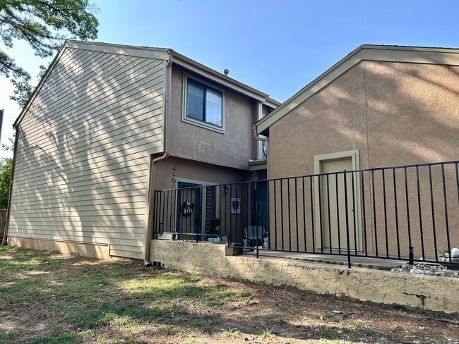 Photo - Gorgeous Condo in The Gated Community of T...