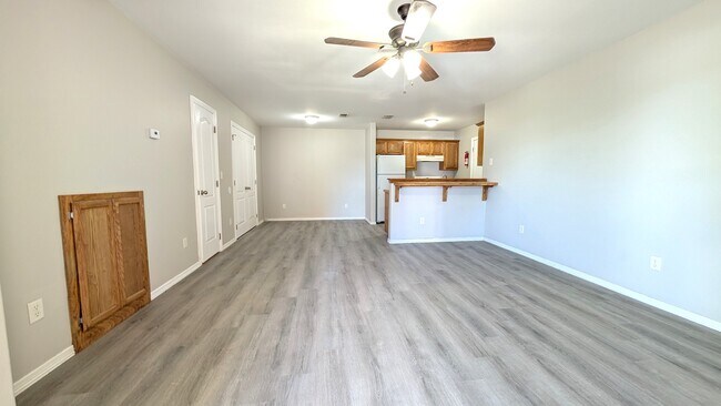 Photo - 701 Sonesta Ct Unit #4