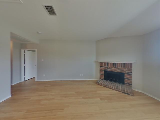 Photo - 216 Rambling Way