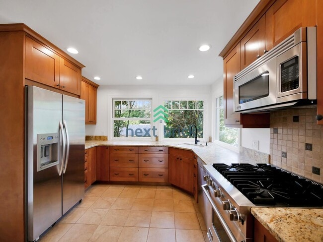 Photo - A beautiful 3 bed and 2 bathroom house for rent