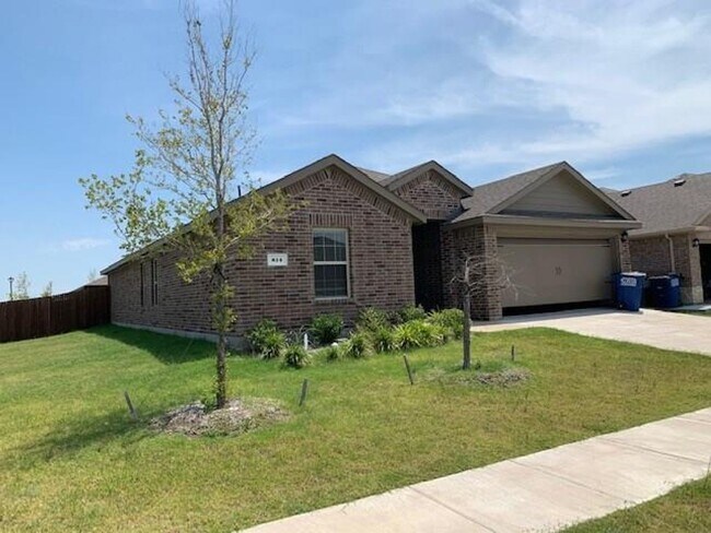 Building Photo - 814 Rustic Meadows Trl