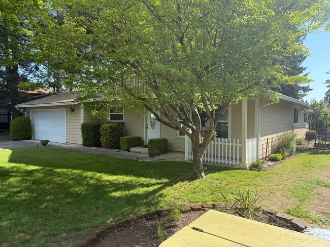 Photo - Beautiful 3 Bedroom Ranch Style House with 2 Car Garage, Fences Yard, Fireplace, Shed, Workshop &...