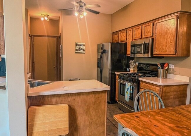 Photo - 1567 Spaulding Rd