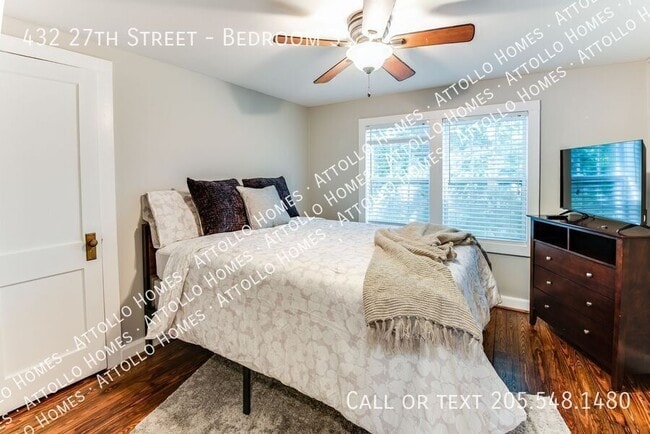 Building Photo - 432 27th St Unit Bedroom 3