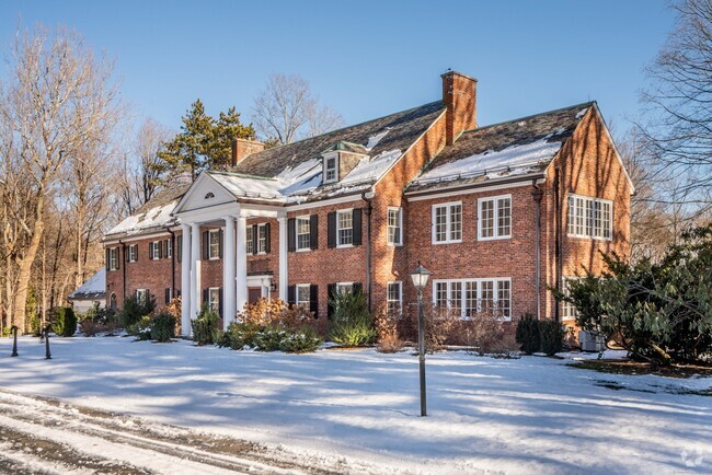 Building Photo - 60 Sunset Farm Rd Rental