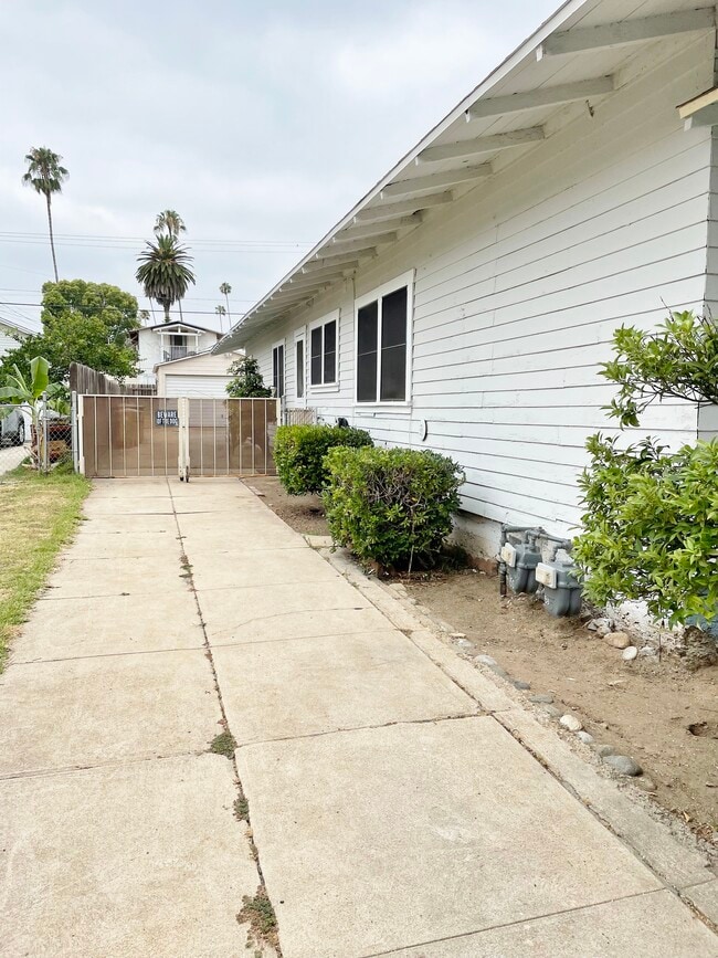 Photo - 155 S Grand Oaks Ave