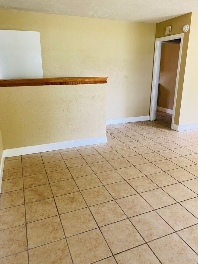 Photo - 5535 S Kenneth Ave